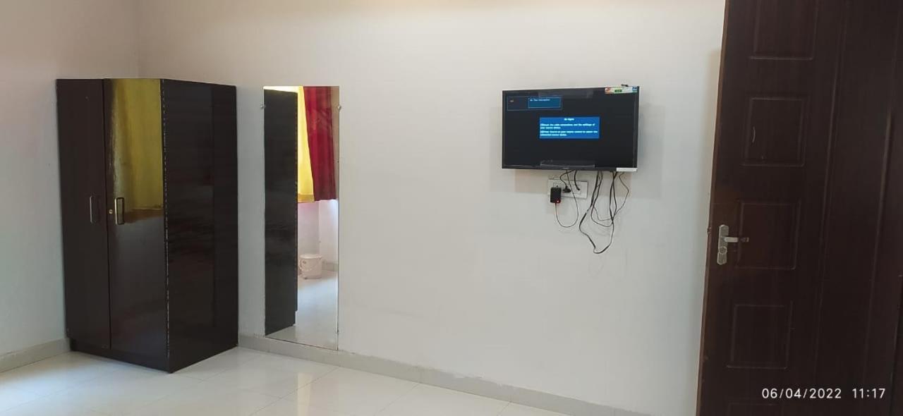 Bhagwan Hotel Gonda 외부 사진